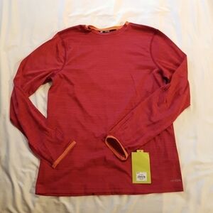 Tek Gear red boys XL 18/20 long sleeve shirt, New